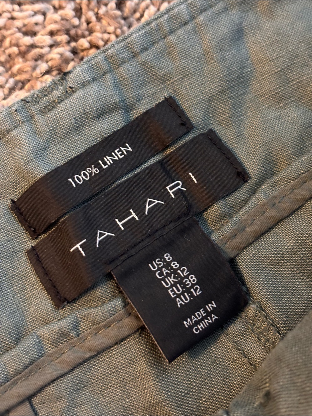 Tahari 100% Linen Slacks – Sage Green | Size 8 | Coastal Minimalist - Picture 3 of 9